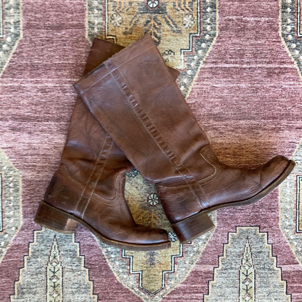 FRYE Campus Boots